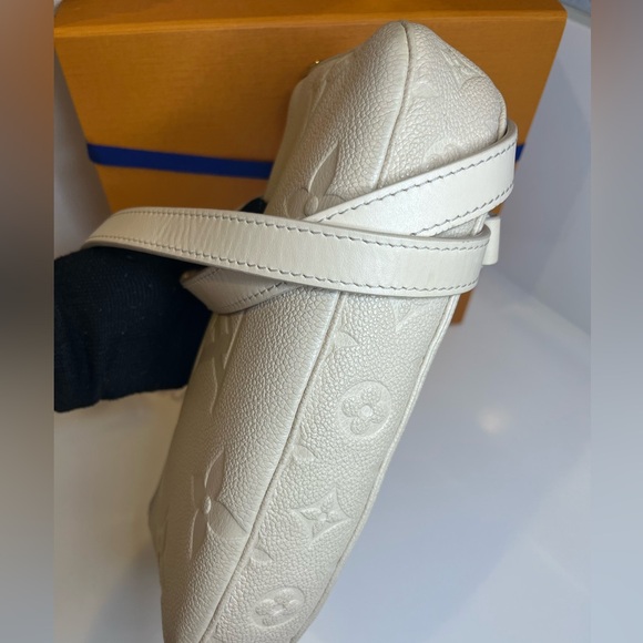 🎀 LOUIS VUITTON Multi Pochette Accessoires Monogram Empreinte Shoulder Bag - Picture 8 of 16